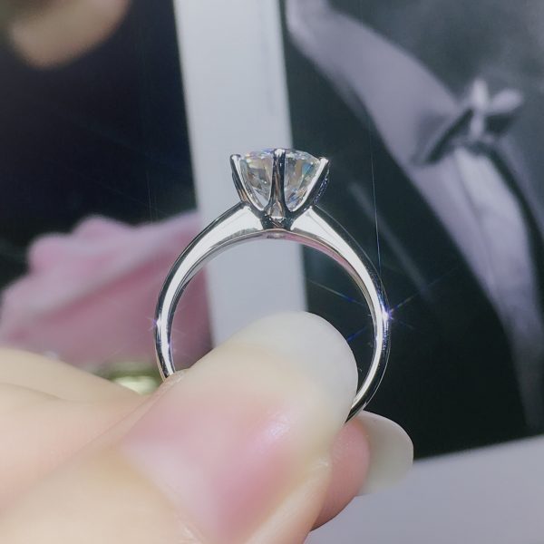 Moissanite diamond Ring 6